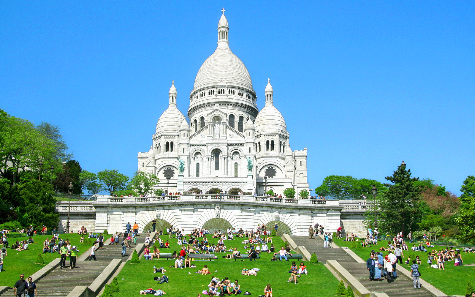 Montmartre & Sacre-Coeur Cathedral Audio Guided Tour tickets in Paris - Attractions | TickYourList