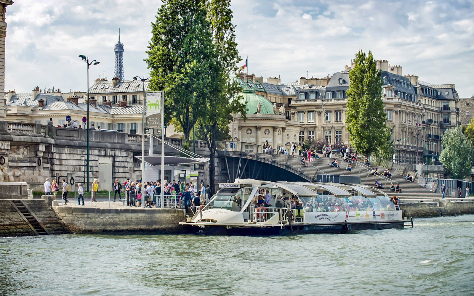 Batobus: Seine River Hop-on Hop-off Boat Tour tickets in Paris - Activities | TickYourList