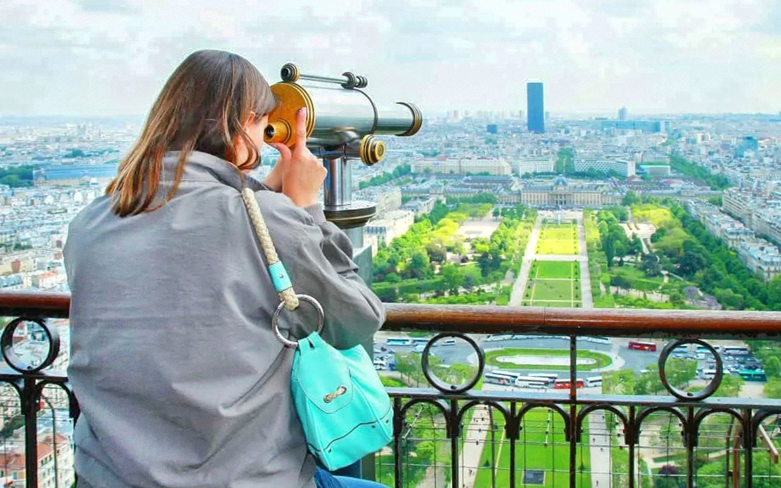 Eiffel Tower Guided Tour by Elevator: Reserved Entry to the Summit or Second Floor tickets in Paris - Highlights | TickYourList