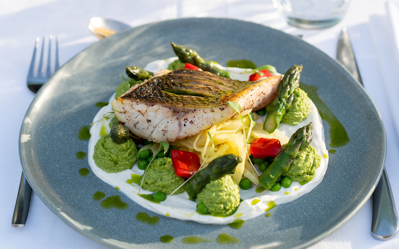 Le Diamant Bleu Seine River Dinner Cruise with French Premium Menu tickets in Paris - Activities | TickYourList