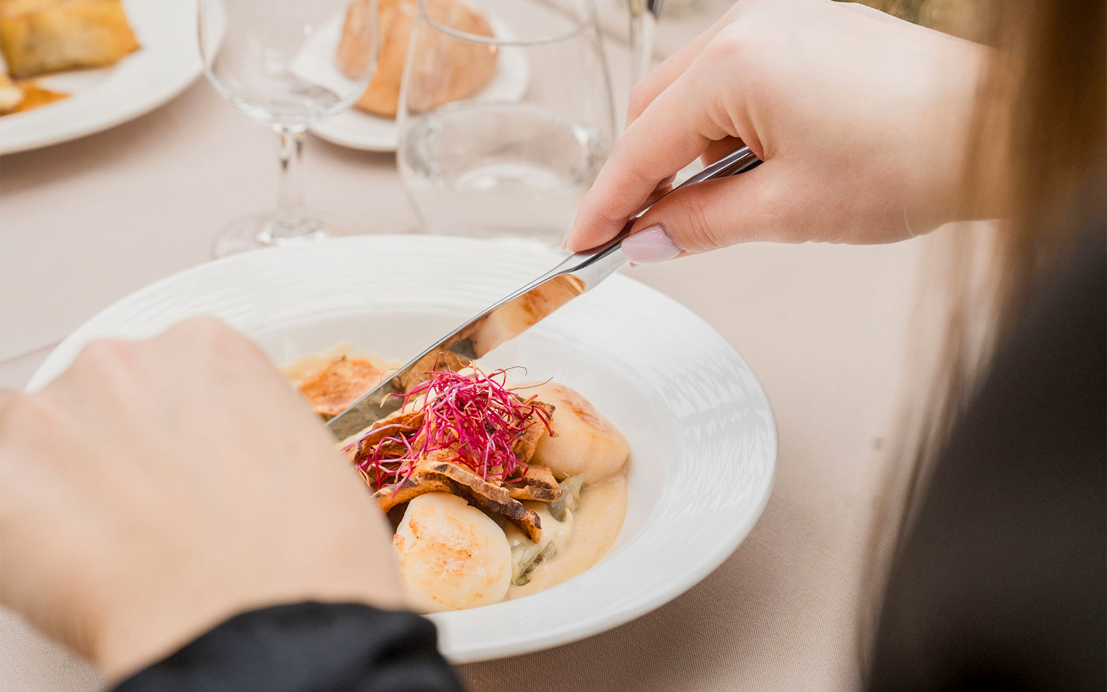 Bateaux Mouches Seine River Dinner Cruise with Live Music & French Menu tickets in Paris - Highlights | TickYourList