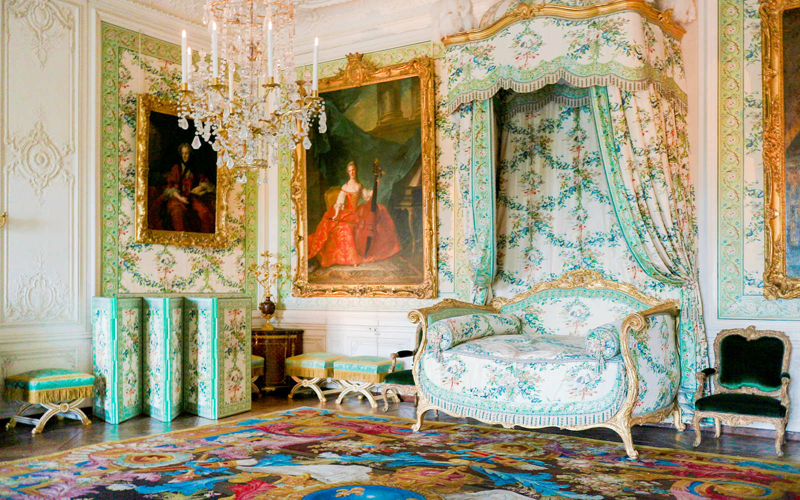From Paris: Palace of Versailles Tickets & Tours with Transfers in Paris - Features | TickYourList