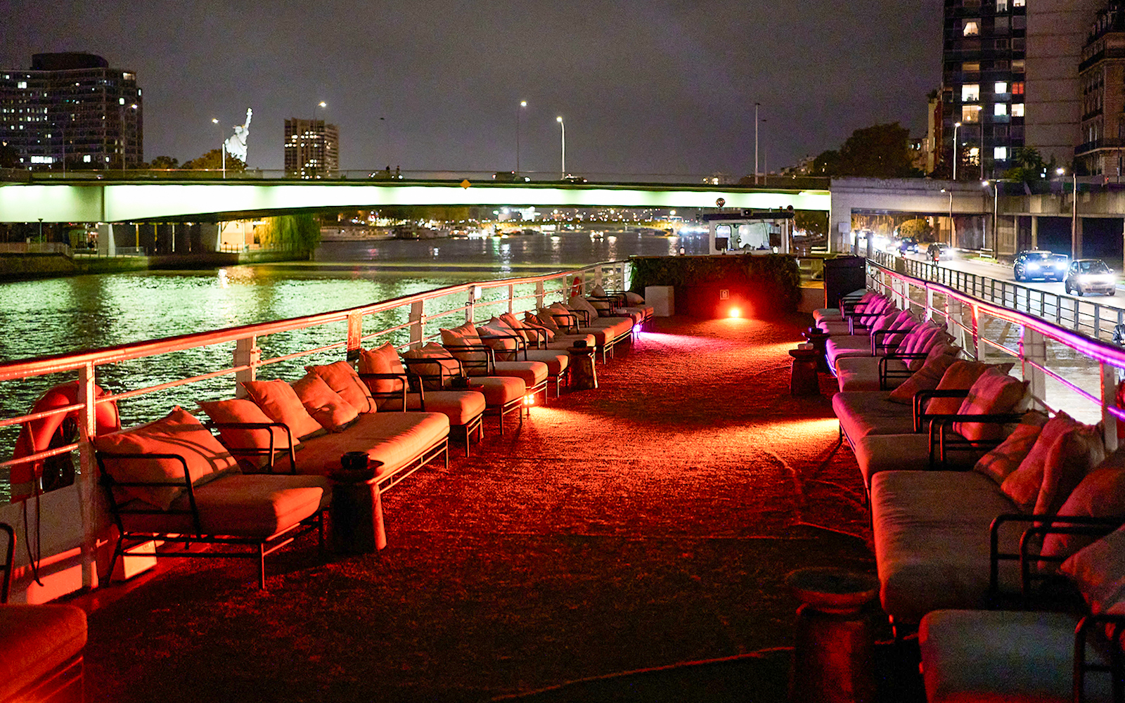 Théo Boat Seine River Dinner Cruise with Italian Menu tickets in Paris - Activities | TickYourList