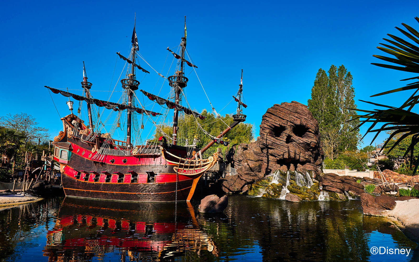 1-Day Flexible Date Ticket to Disneyland® Paris in Paris - Highlights | TickYourList