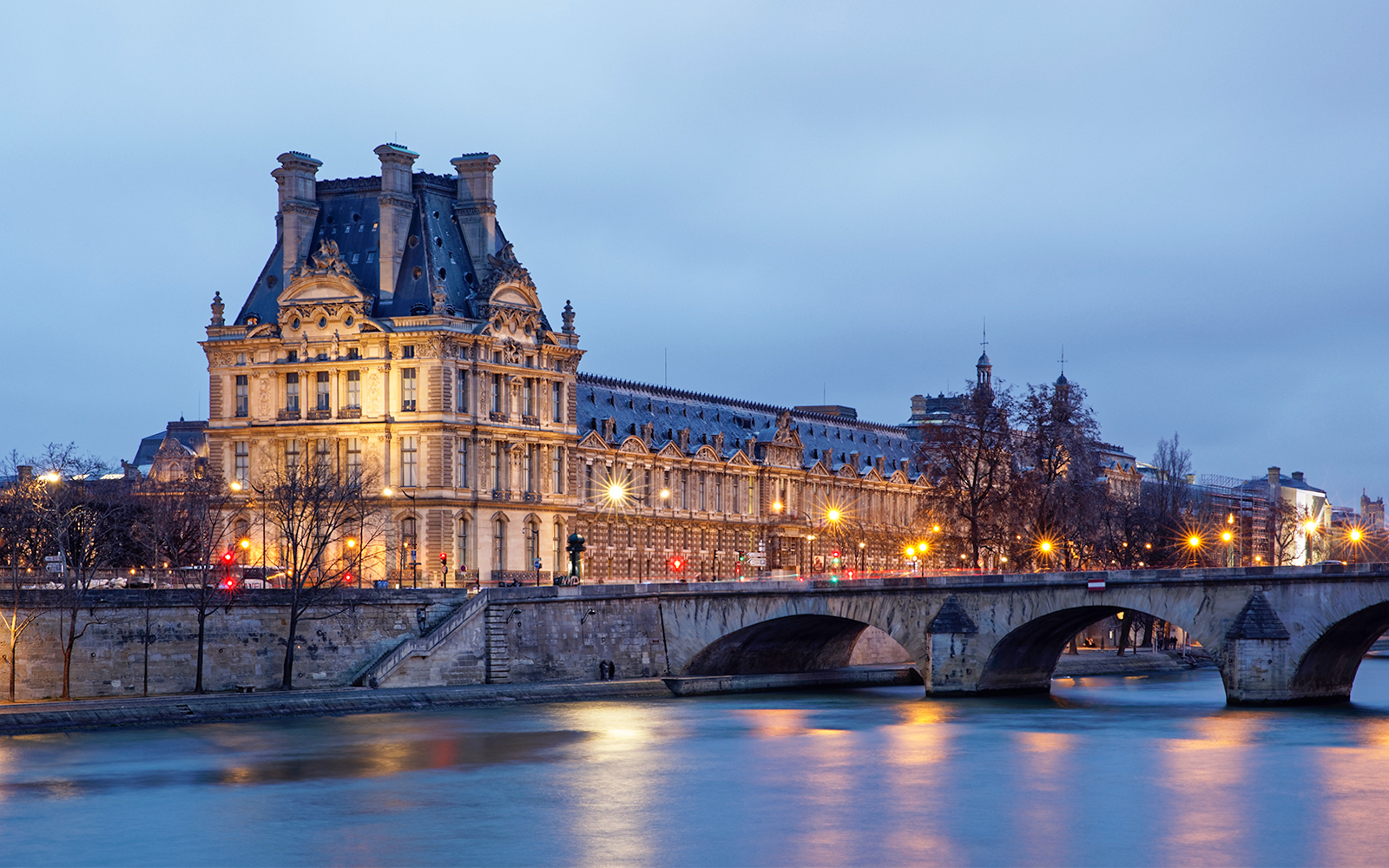 1-Hour Paris Illuminated Evening Sightseeing Cruise tickets in Paris - Activities | TickYourList