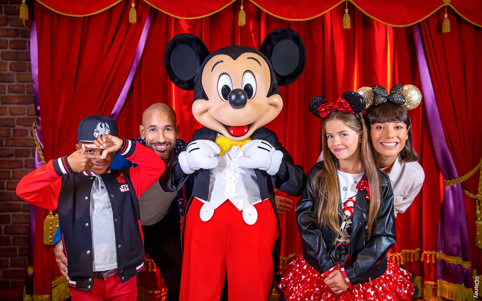 1-Day Ticket to Disneyland® Paris in Paris - Activities | TickYourList