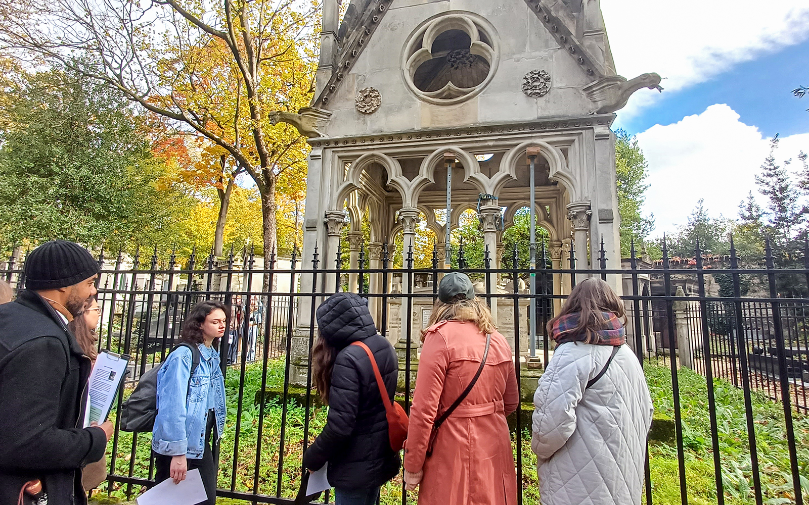 Pere Lachaise Cemetery Escape Game: Who Killed Victor? tickets in Paris - Features | TickYourList