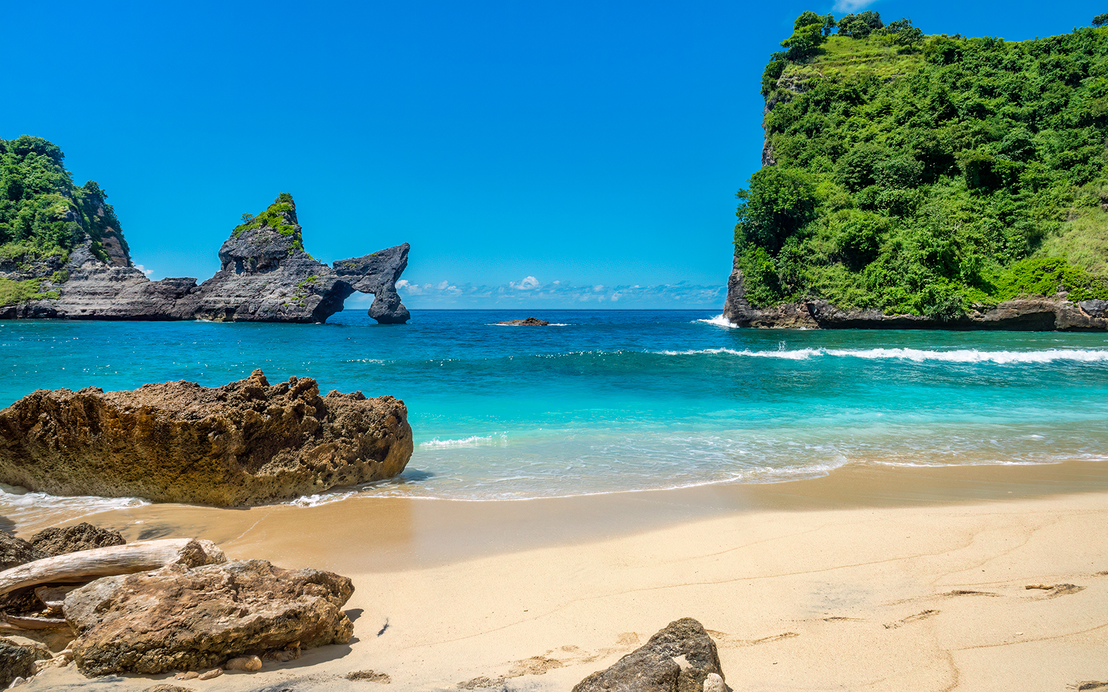 Fast Boat Transfer: Bali (Sanur) to/from Nusa Penida tickets in Bali - Features | TickYourList