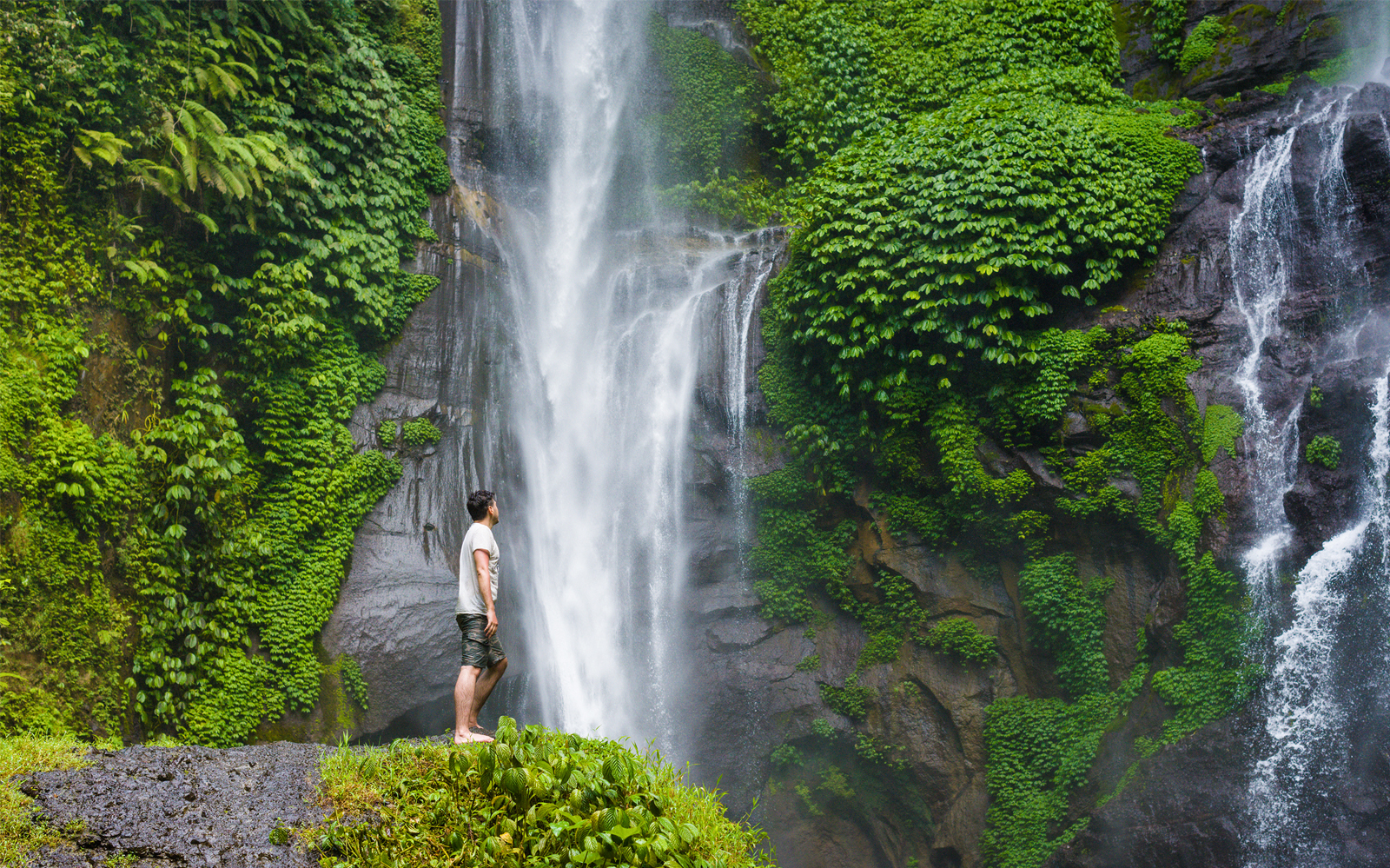 Sekumpul Waterfall & Temple Small-Group Tour: Ulun Danu Bratan, Taman Ayun Temple tickets in Bali - Activities | TickYourList