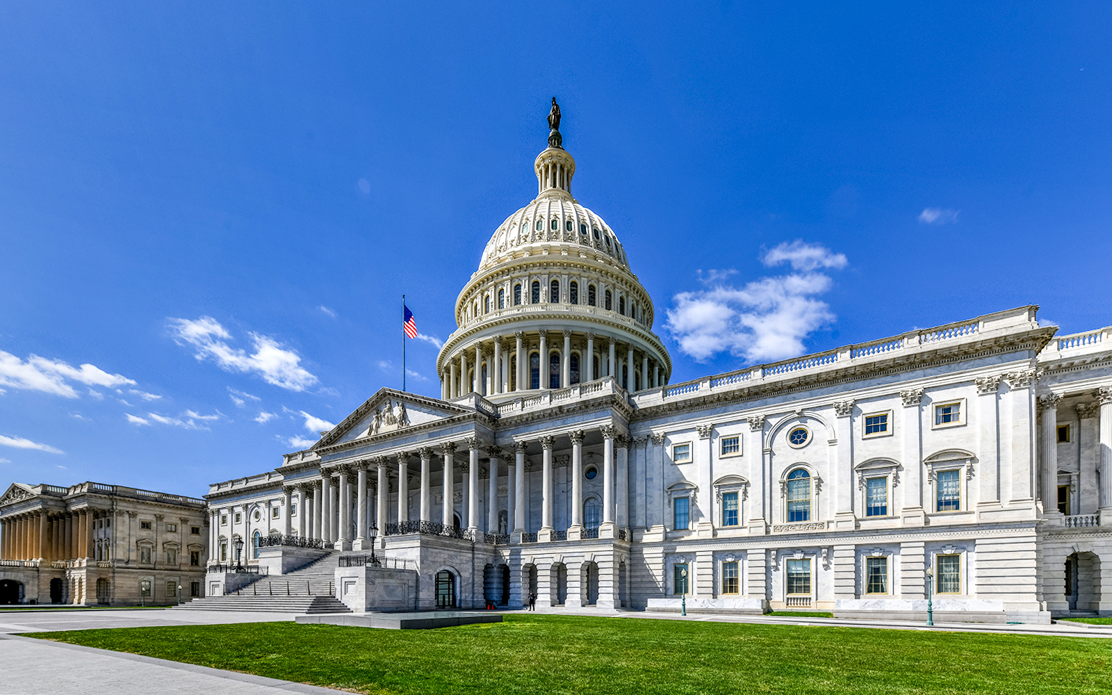 Old Town Trolley: Washington DC Hop-on Hop-off Bus Tour tickets in Washington DC - Attractions | TickYourList
