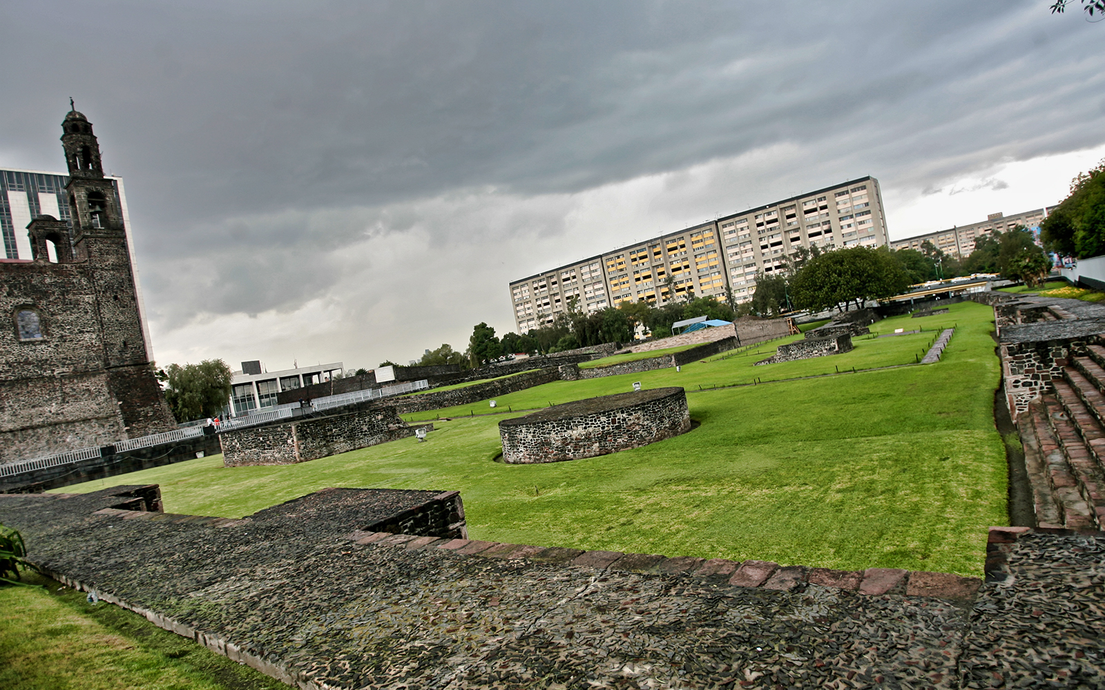 Teotihuacan Pyramids, Acolman & 3 Cultures Square with Transportation tickets in Mexico City - Highlights | TickYourList