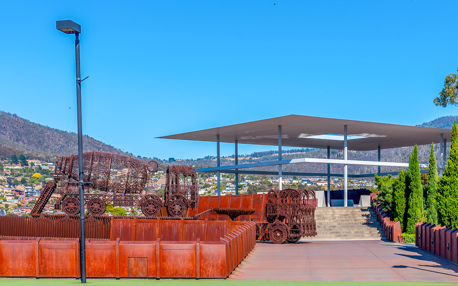 Full-Day Guided City Tour of Hobart & Tickets to MONA in Hobart - Features | TickYourList