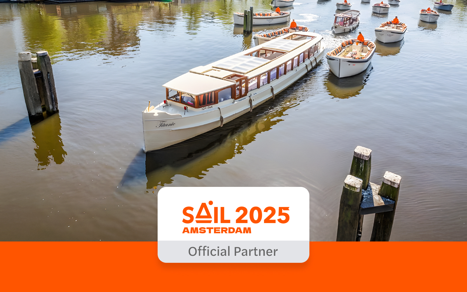 1-Hour SAIL Amsterdam Classic Saloon Boat Cruise
