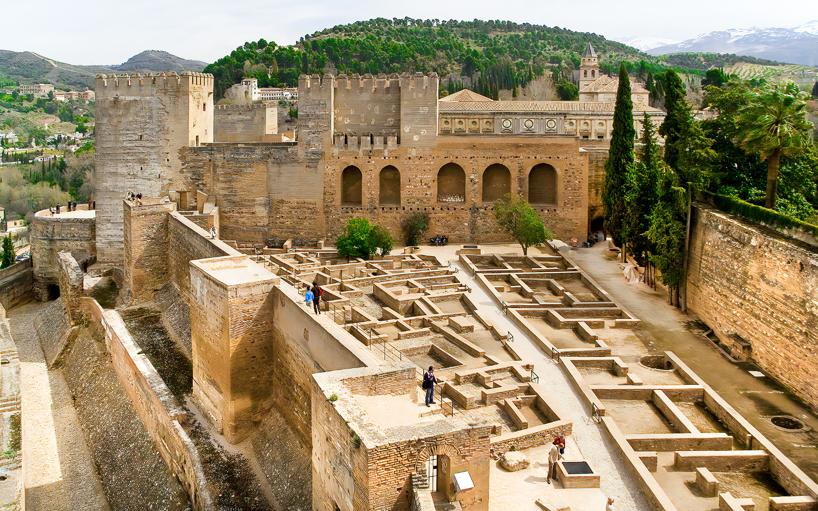 Combo: 2 Day Hop-On Hop-Off Tour of Granada + Alhambra & Nasrid Palace Skip-the-Line Tickets in Granada - Highlights | TickYourList