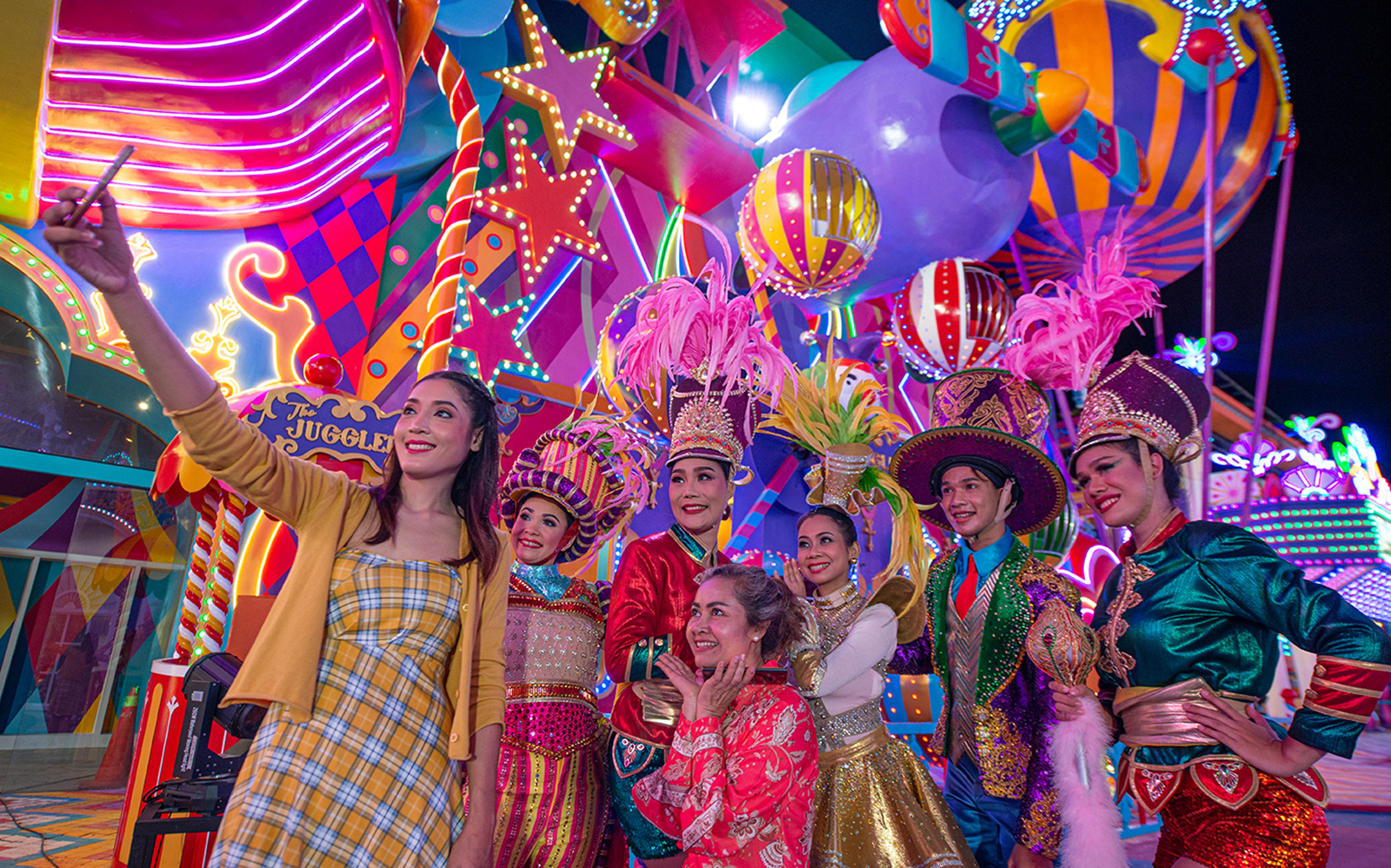 Carnival Magic Tickets with Dinner and Transfers in Phuket - Attractions | TickYourList