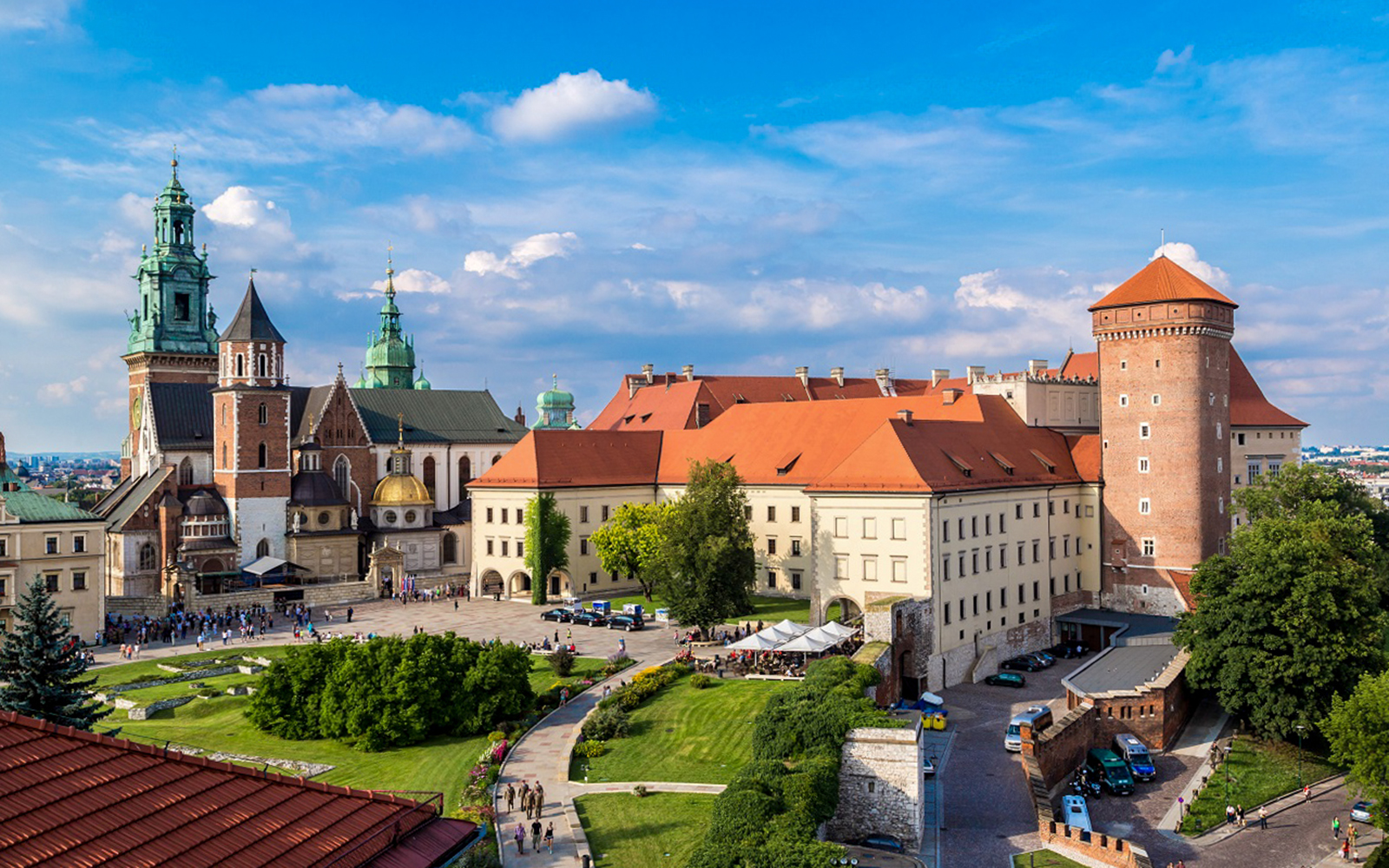 Krakow Guided Tour: Wawel Castle, Cathedral, the Old Town & St. Mary's Basilica experience tickets in Krakow | TickYourList