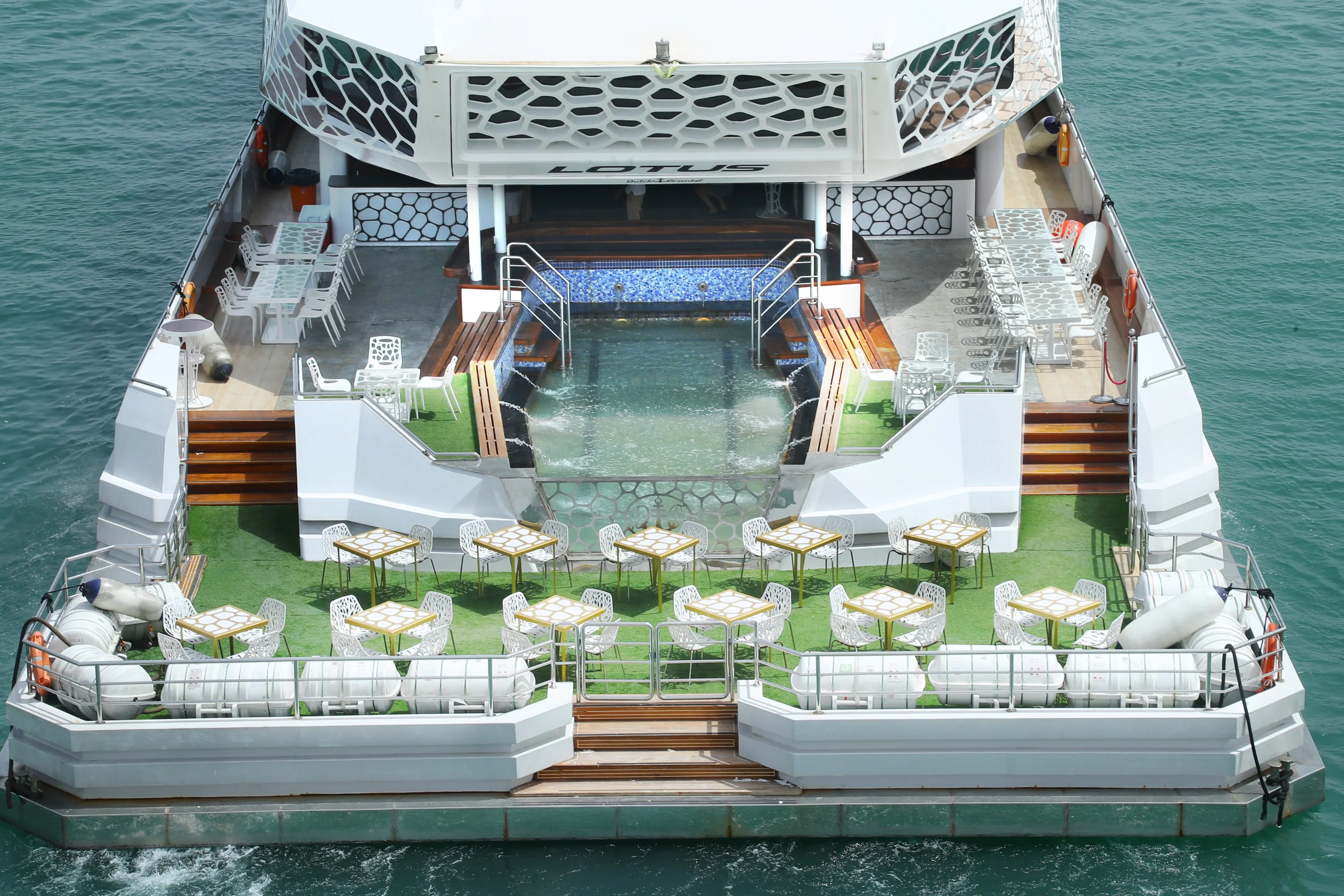 Luxury Mega Yacht cruise in Dubai