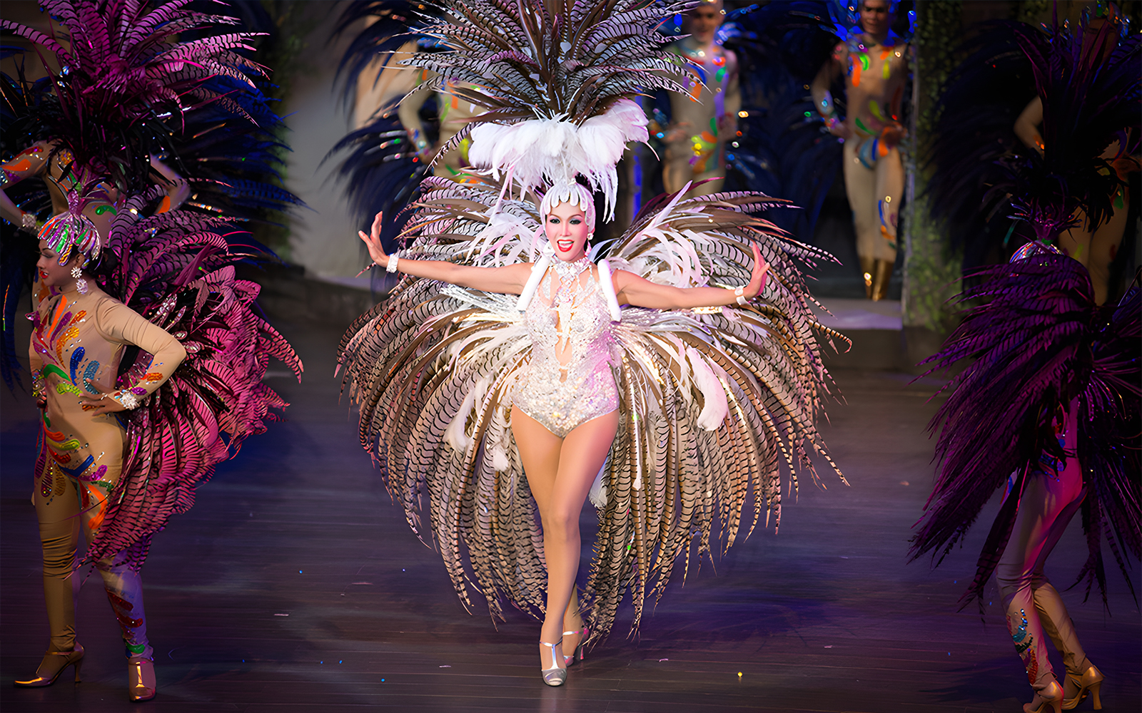 The Colosseum Show Tickets in Pattaya - Highlights | TickYourList