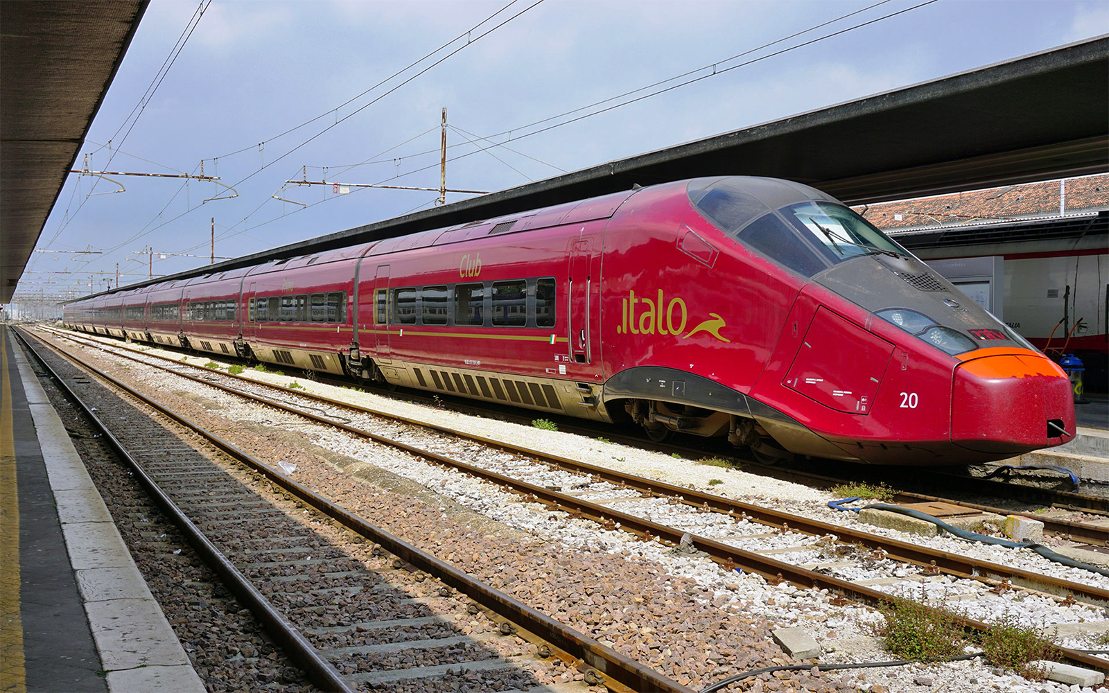 Italo One-Way Train Tickets: Milan Centrale to/from Florence Santa Maria Novella in Milan - Highlights | TickYourList