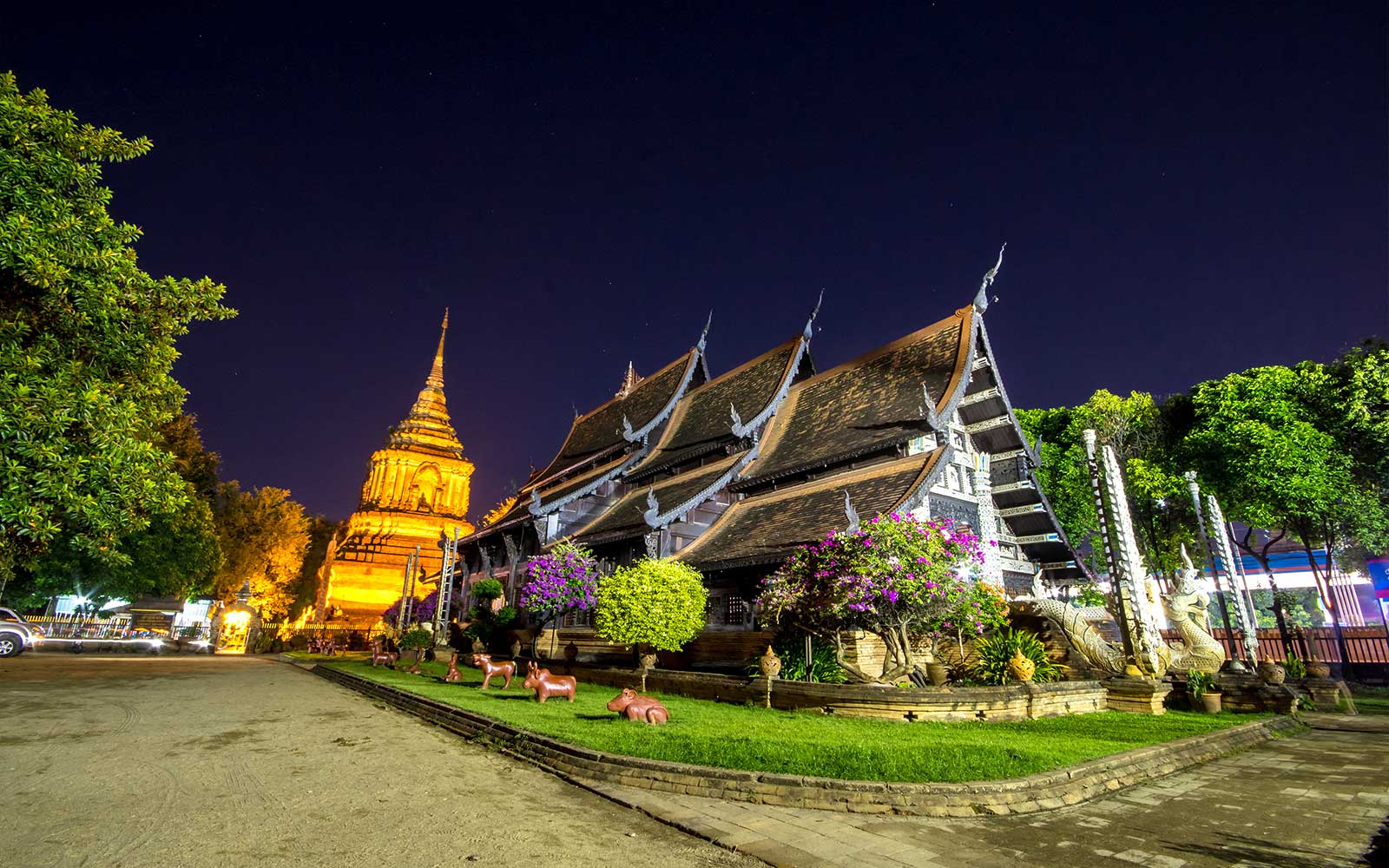 Chiang Mai Night Bike Tour tickets in Chiang Mai - Attractions | TickYourList