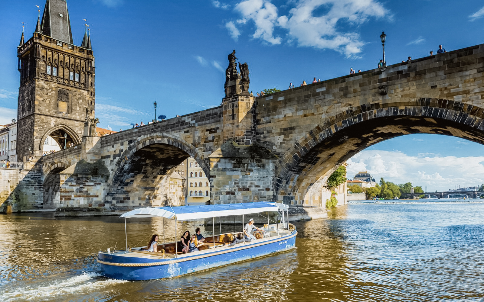 1-Hour Sightseeing Cruise to Devil's Channel in Prague