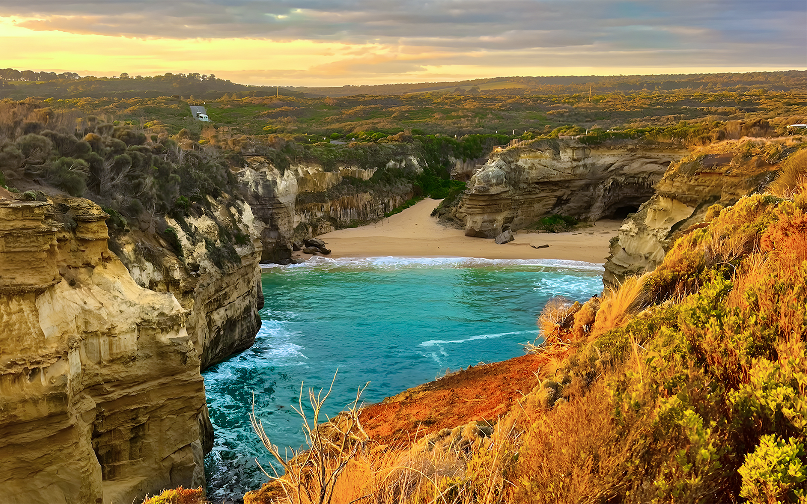 Great Ocean Road & 12 Apostles Sunset Tour tickets in Melbourne - Features | TickYourList