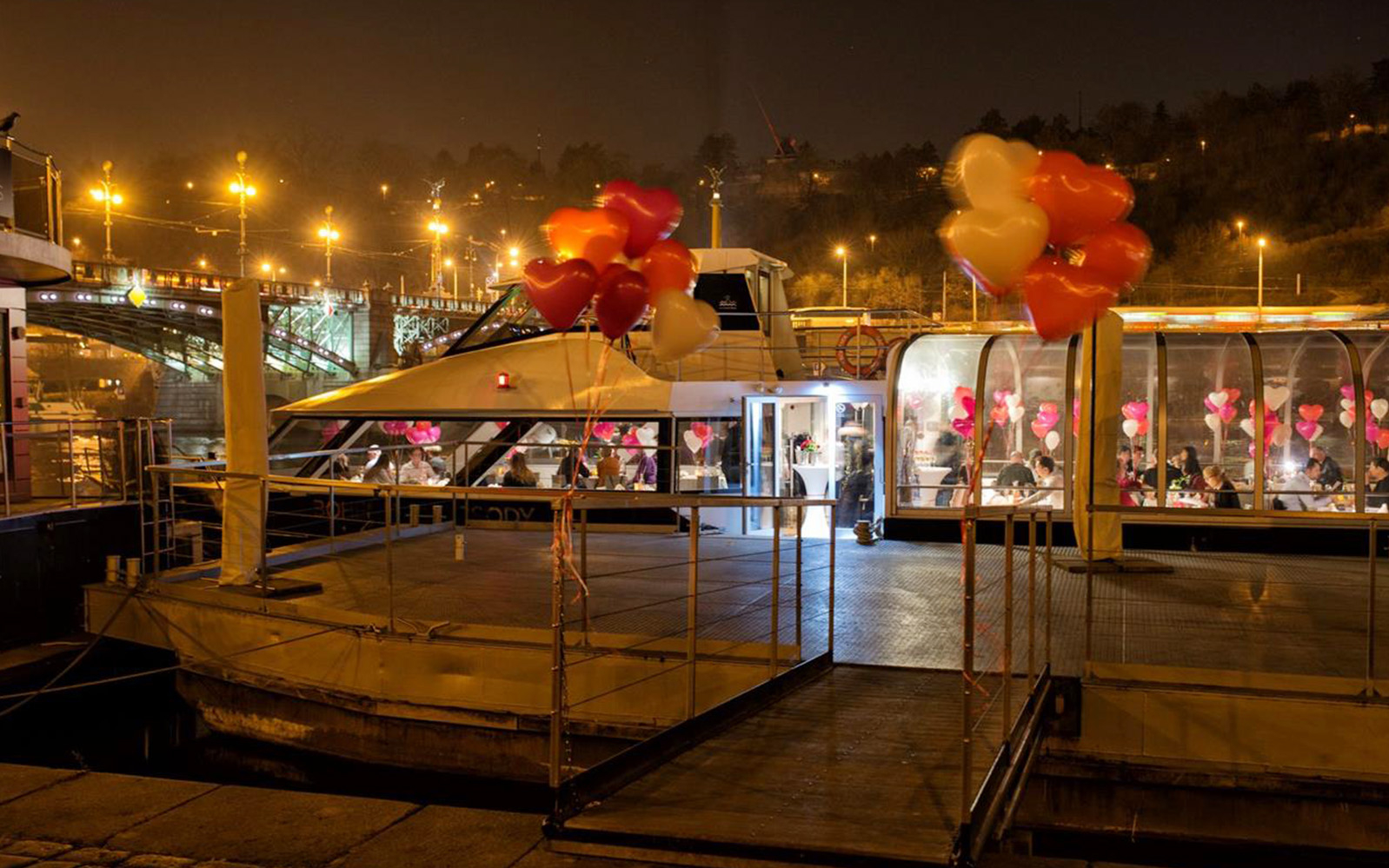Valentine’s Day: Romantic Candle-Lit Dinner Cruise with Live Music