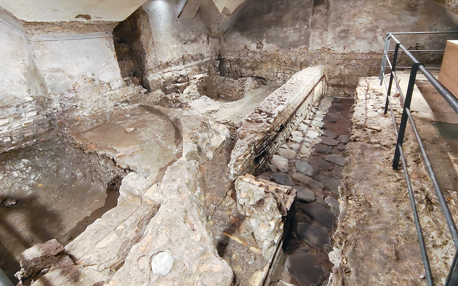 Basilica of San Marco & Excavations in Rome Tickets with Audio Guide in Rome - Full Experience | TickYourList