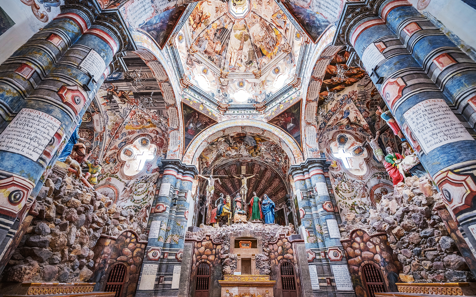 Vatican City Tour with Breakfast and Hotel Pick Up tickets in Rome - Features | TickYourList