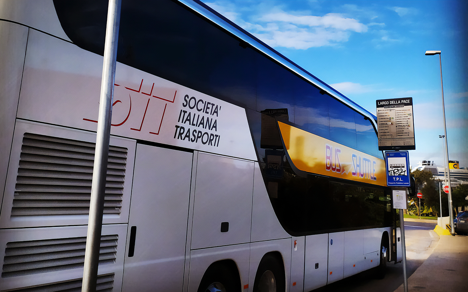 Shuttle Bus Transfers between Civitavecchia Port & Rome tickets in Rome - Attractions | TickYourList