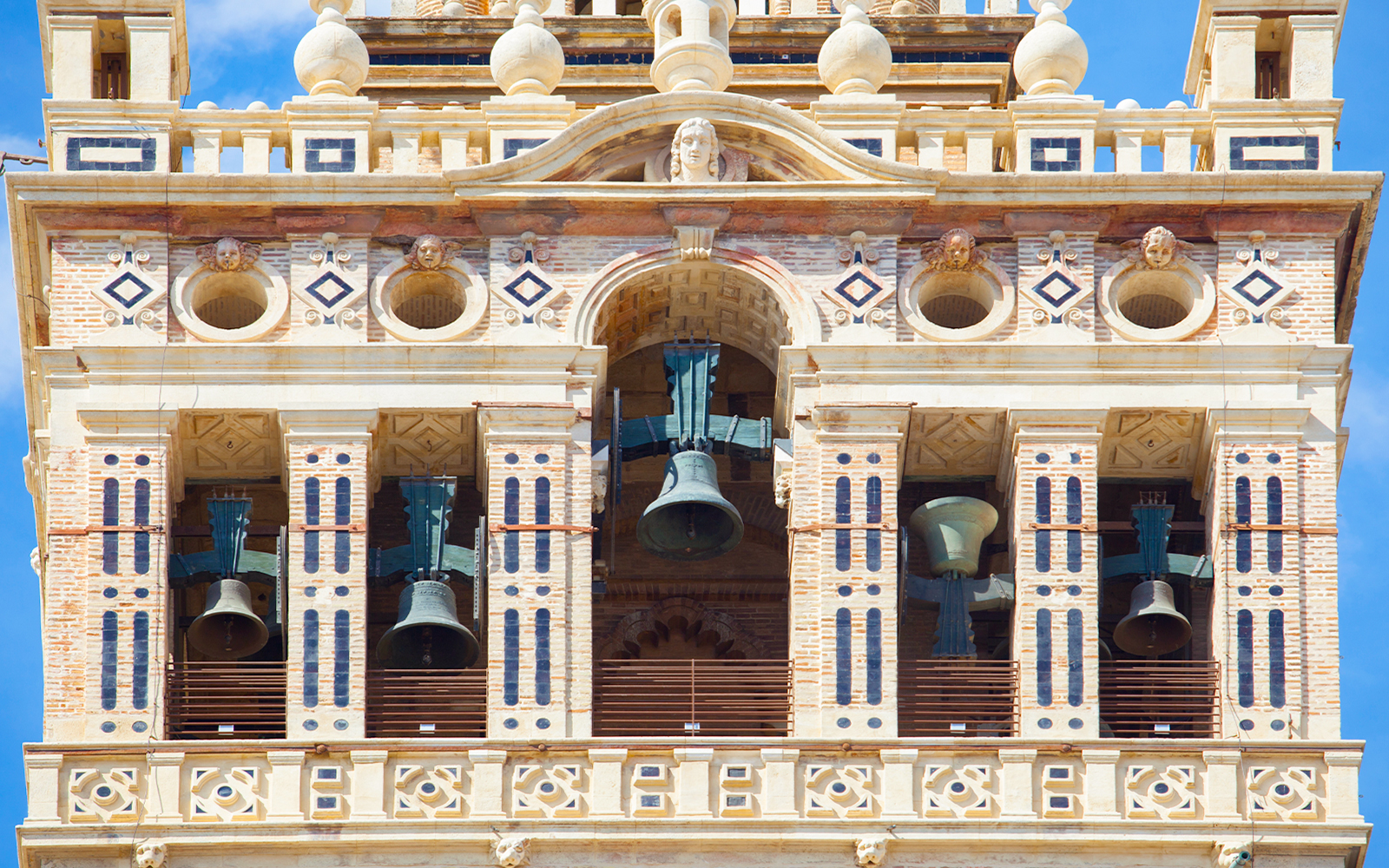 Combo (Save 5%): Seville Hop-on-Hop-off Bus Tour + Seville Cathedral & La Giralda Tickets in Seville - Highlights | TickYourList
