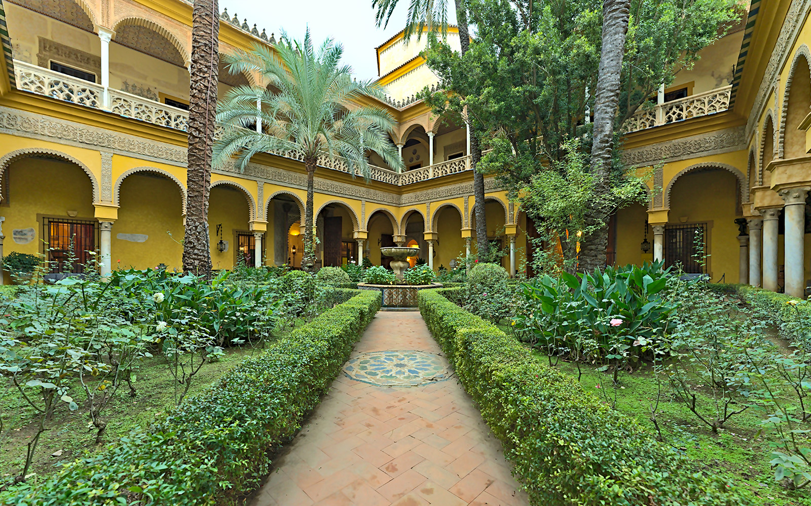 Tickets to Palacio de las Dueñas with Audio Guide in Seville - Activities | TickYourList