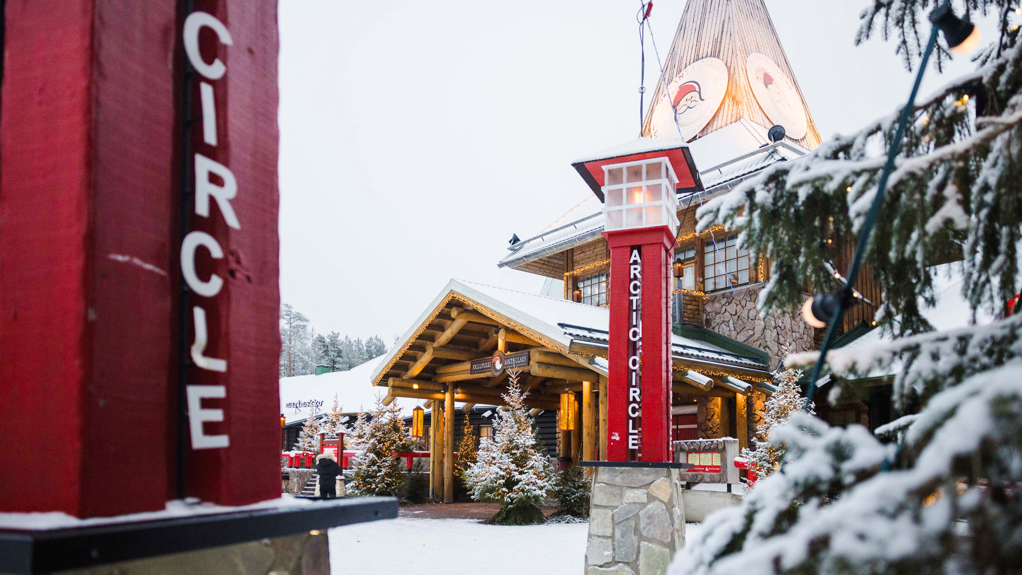 The Highlights Tour from Rovaniemi: Santa Claus Village, Husky & Reindeer Sledding tickets in Rovaniemi - Features | TickYourList