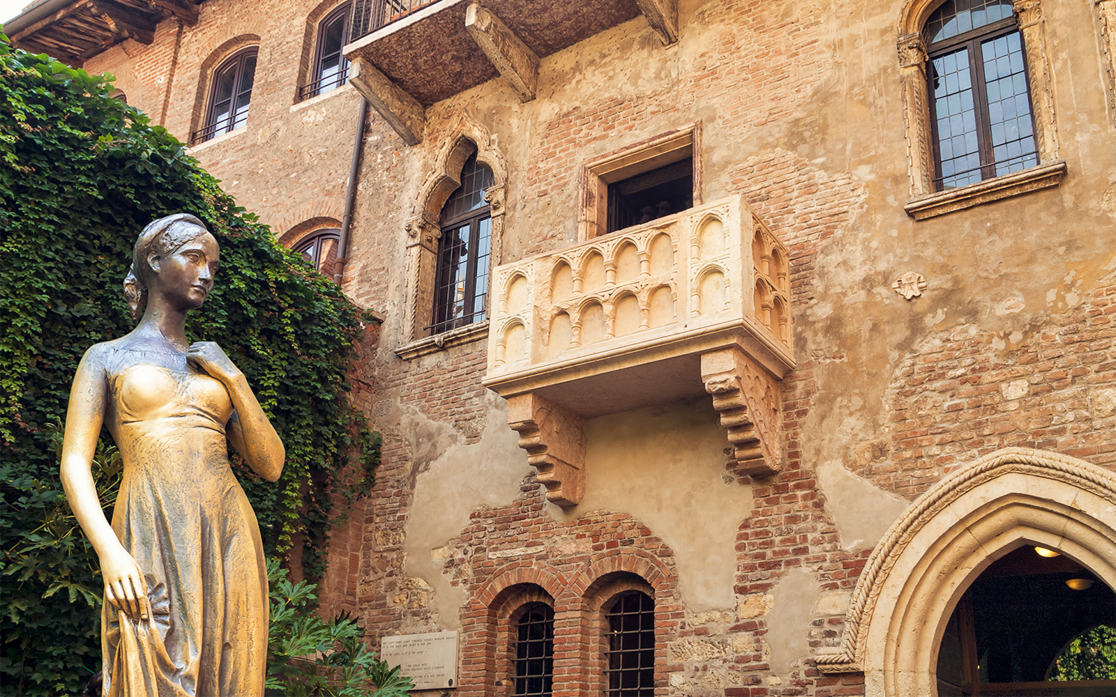 Verona Card with Arena Skip-the-Line Tickets: 24/48-Hour Pass in Verona - Features | TickYourList