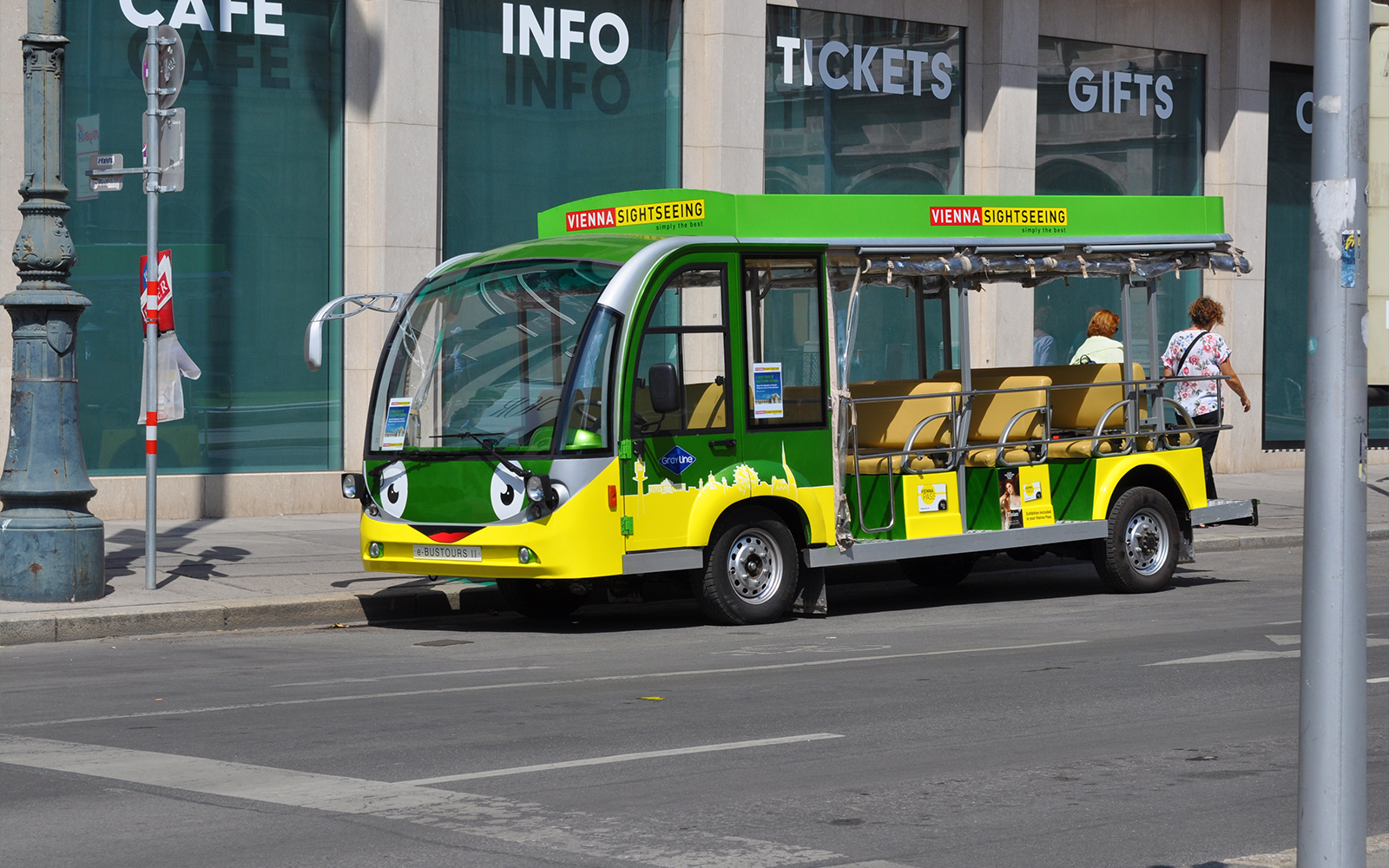Old Town Vienna E-Bus Tour tickets in Vienna - Attractions | TickYourList