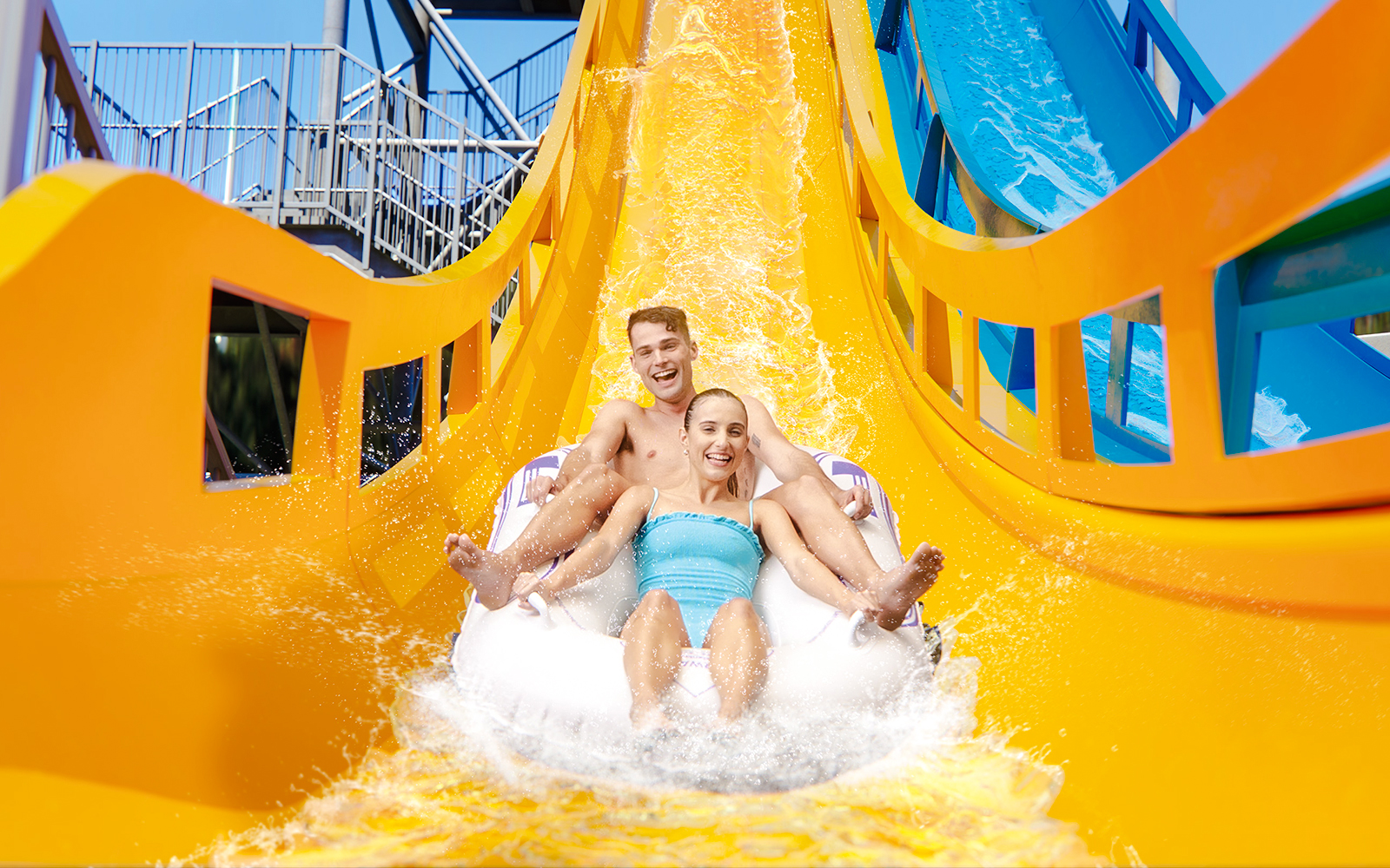 Unlimited 7-Day Theme Parks Pass: Movie World, Sea World, Wet'n’Wild & Paradise Country tickets in Gold Coast - Activities | TickYourList