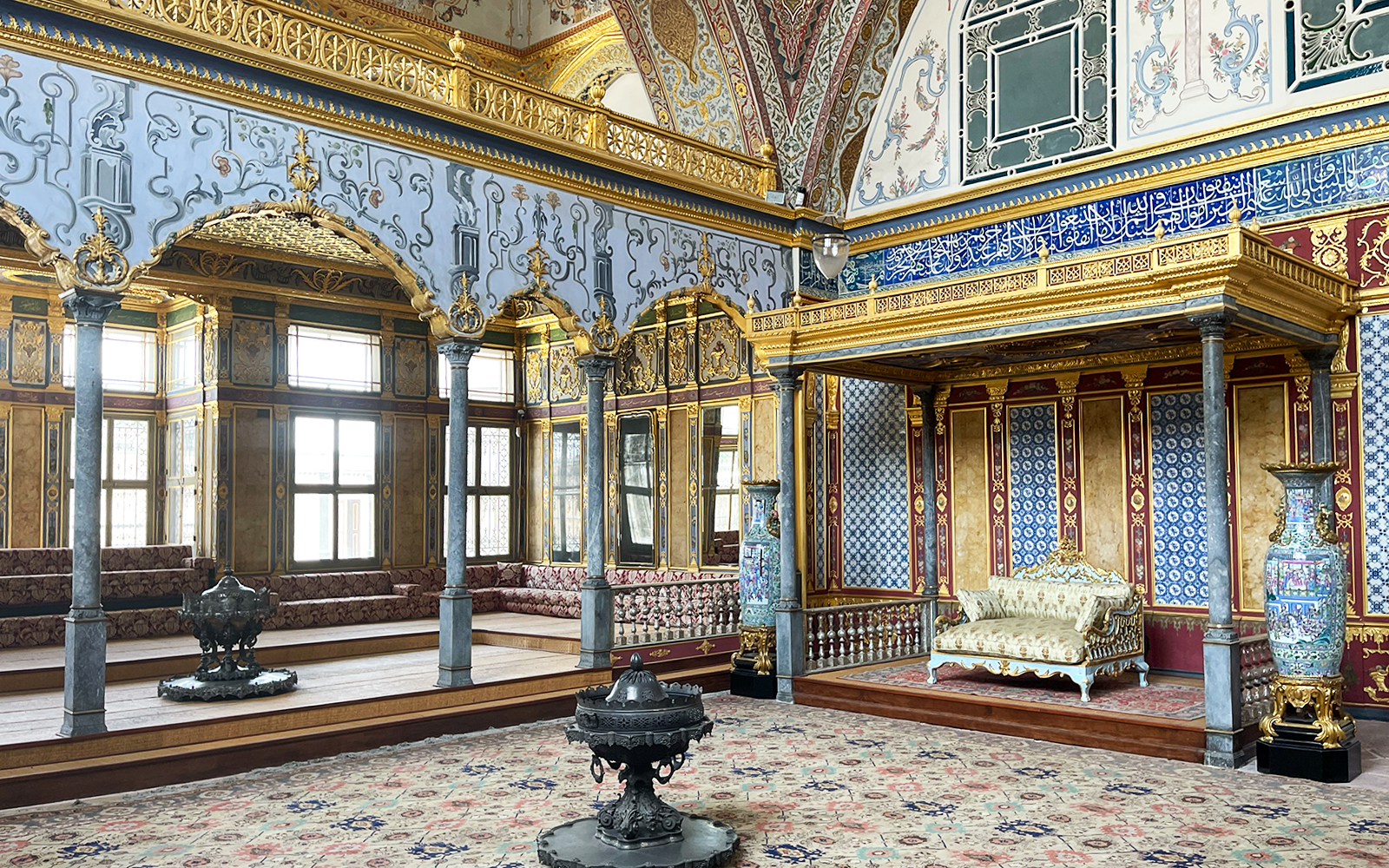 Topkapi Palace & Harem Guided Tour with Skip-the-Line Tickets in Istanbul - Attractions | TickYourList