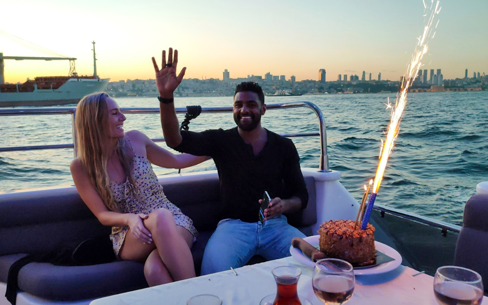 Bosphorus Luxury Yacht Day Cruise with Snacks & Turkish Coffee tickets in Istanbul - Features | TickYourList