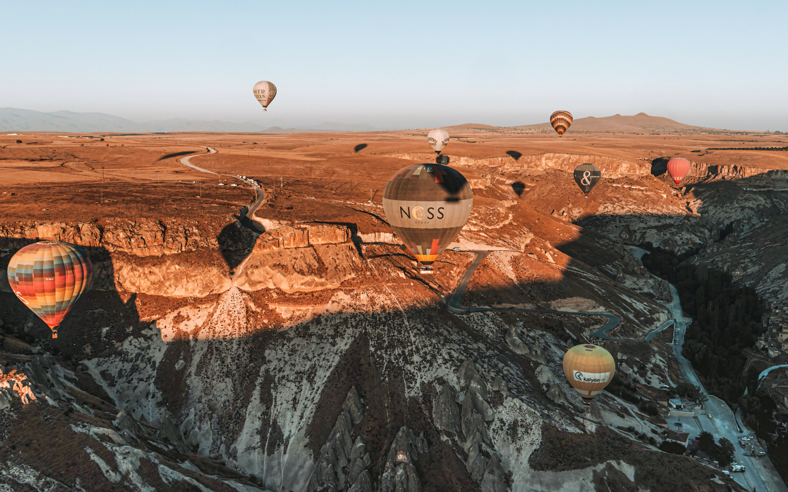 Cappadocia Soğanlı Valley Sunrise Hot Air Balloon Tour with Breakfast & Transfers tickets in Cappadocia - Highlights | TickYourList