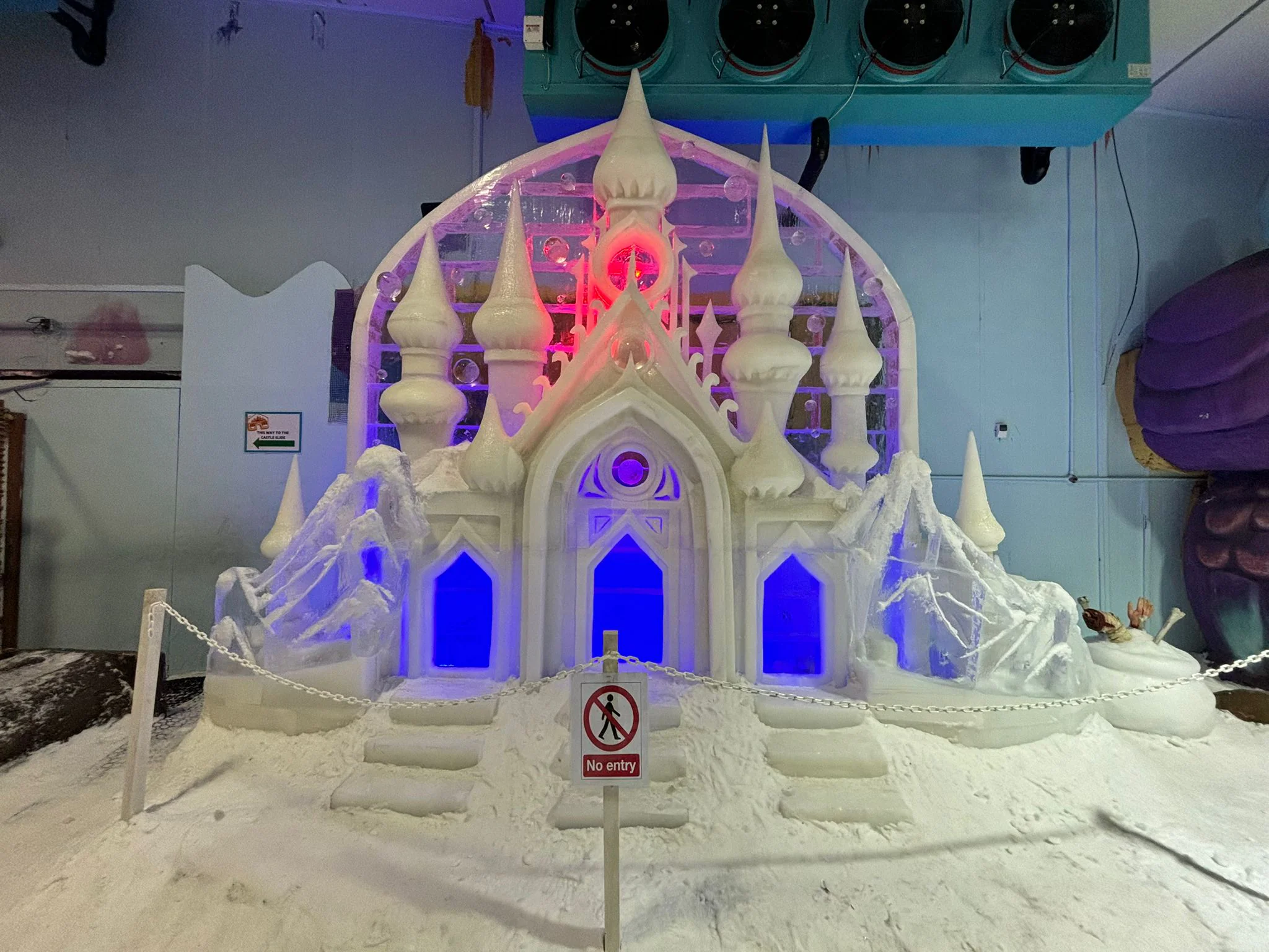 Snow City Singapore ticket for winter activities