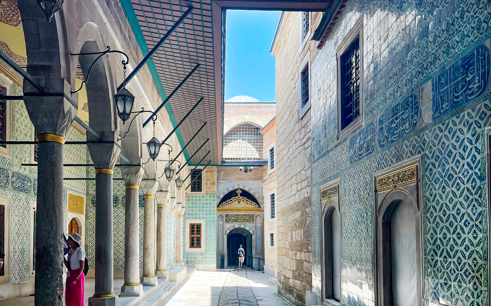 Topkapi Palace & Harem Skip-the-Line Tickets with Audio Guide in Istanbul - Activities | TickYourList